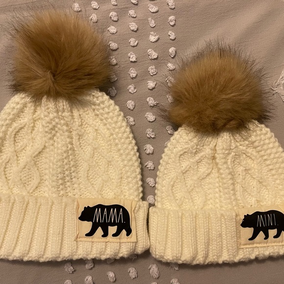 Rae Dunn mom and mini bear beanie set - Picture 1 of 1